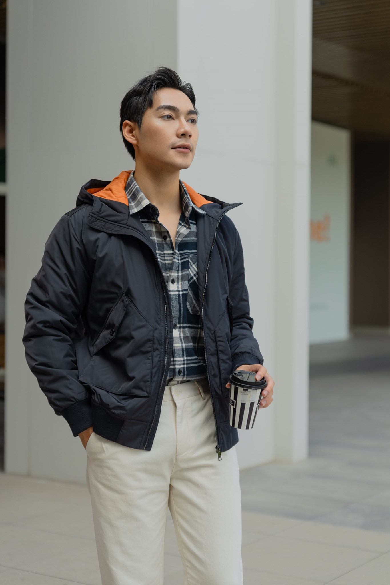 Ảnh của Áo Jacket bomber 3 lớp - 238JK22158